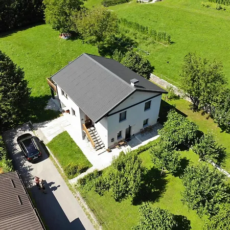 Hisa Smast Holiday home *